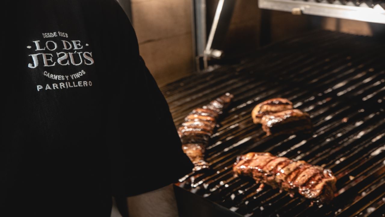 Cena En La Parrilla Lo De Jesús (2)