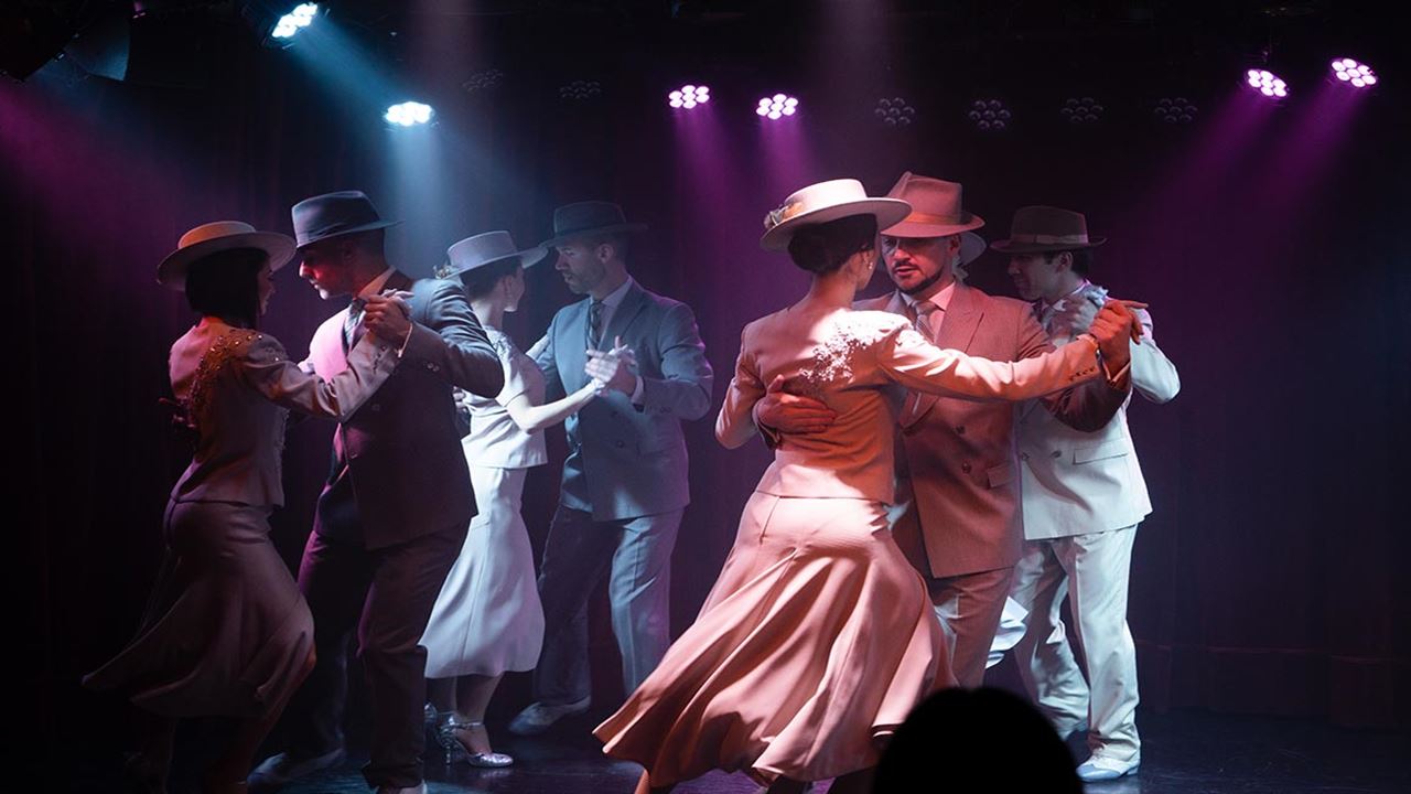 Jantar E Festa De Ano Novo No Rojo Tango (1)