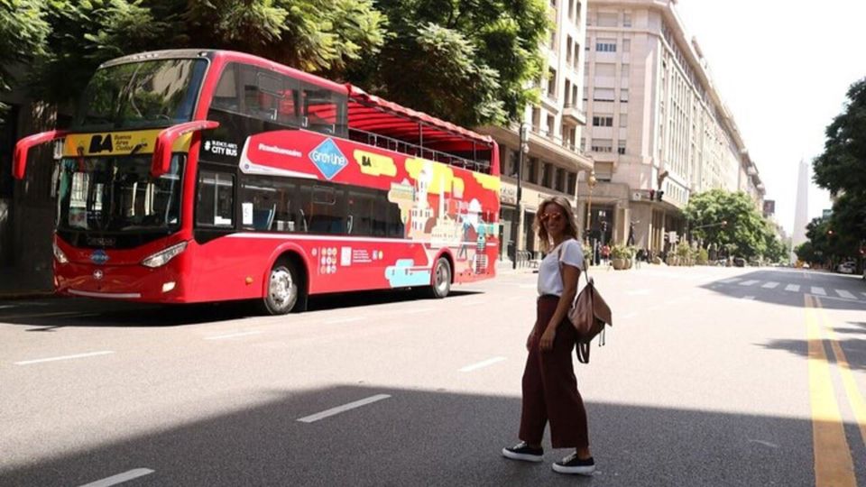 Hop On Hop Off Bus Tour foto 6