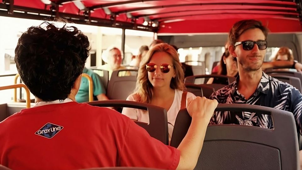 Hop On Hop Off Bus Tour foto 10