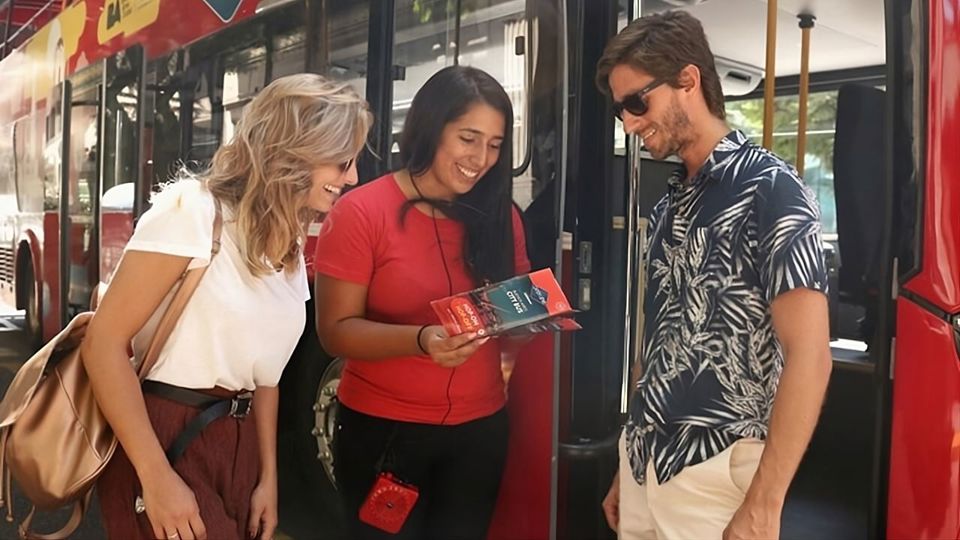 Hop On Hop Off Bus Tour foto 11