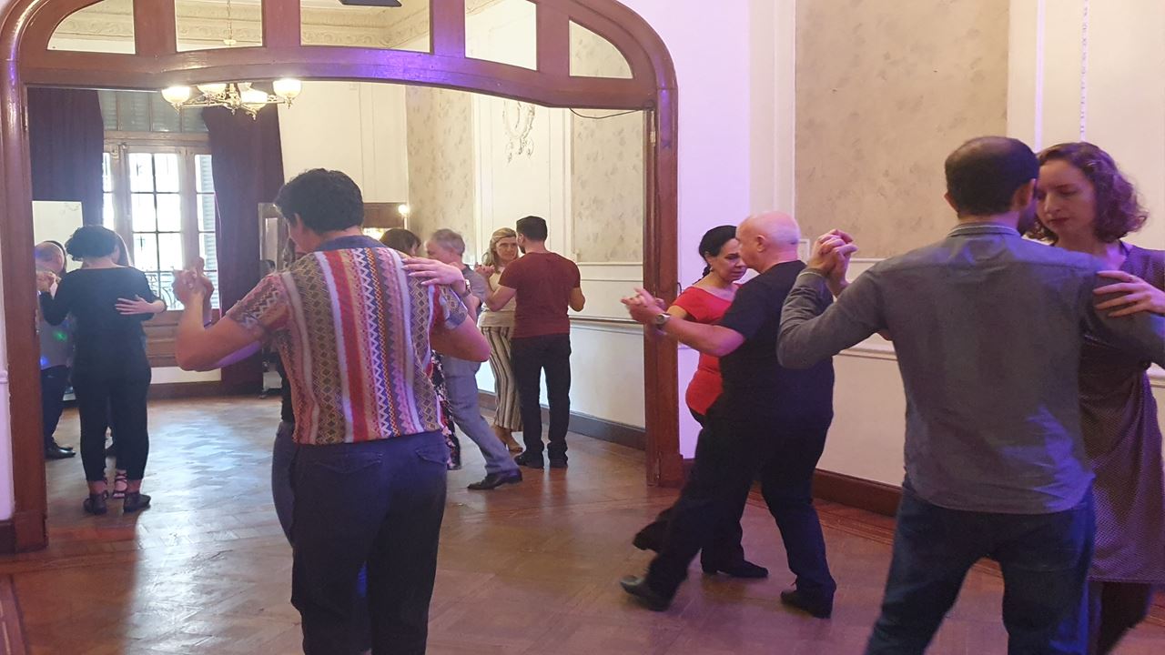 Tango Class With Snack
(3)