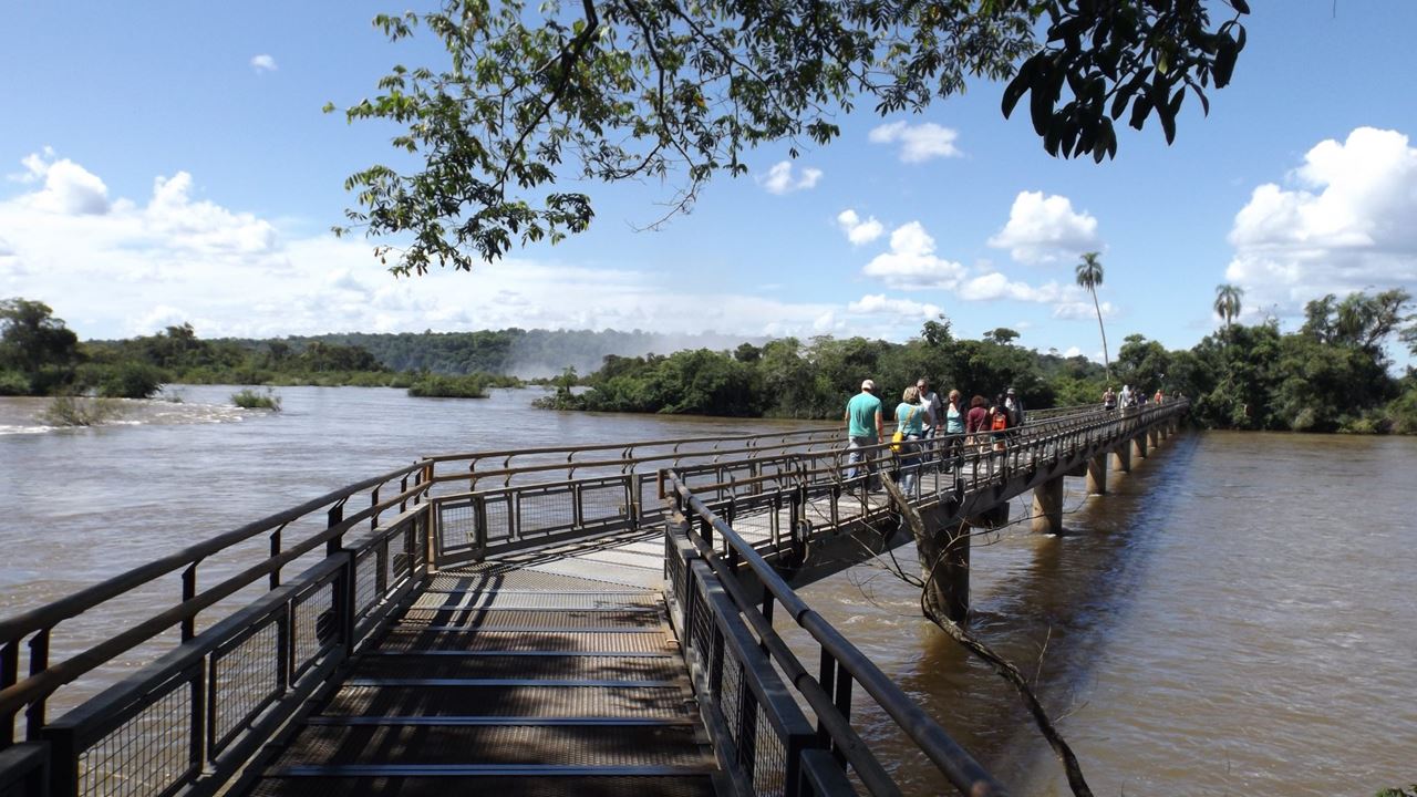 Iguazú From Buenos Aires In The Day. (1)