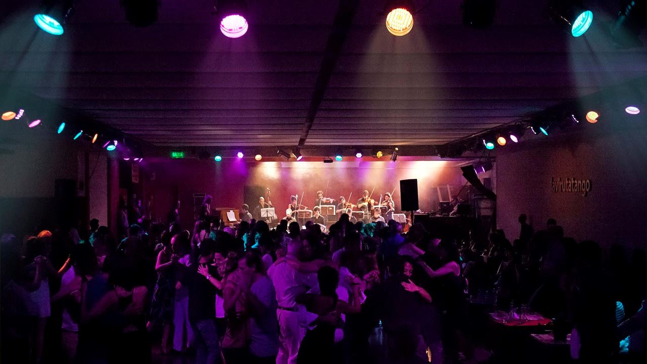 Milonga Nocturna Tour (2)