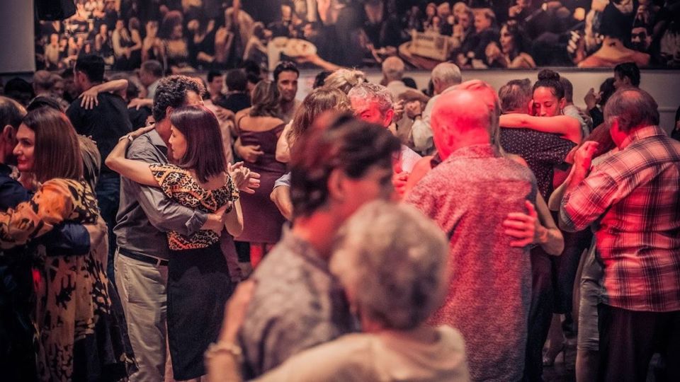 Noche de Milonga: Clase de Tango y Show en San Telmo foto 7