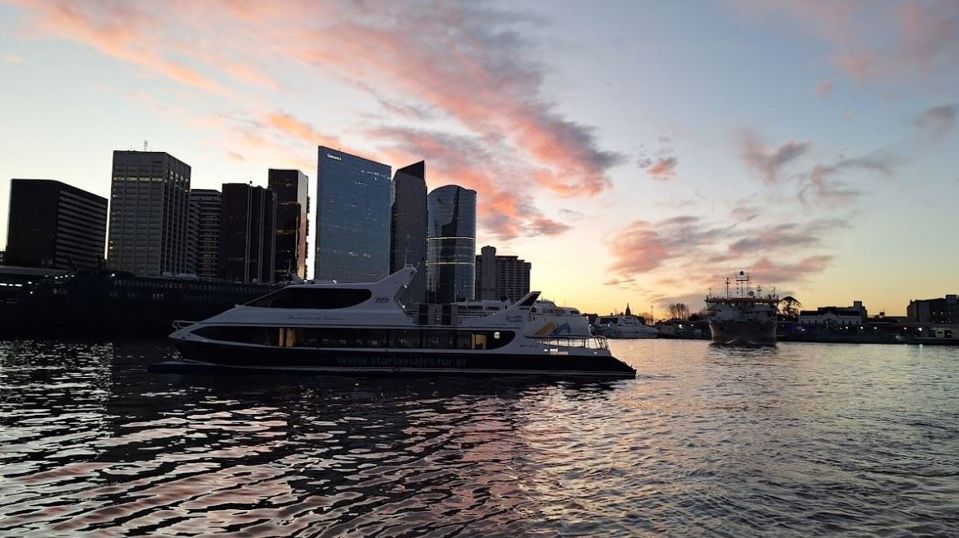 Boat Ride from Puerto Madero to La Boca foto 3