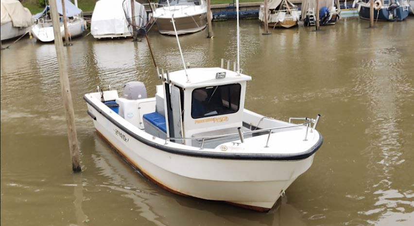 Fishing on Río de la Plata from Puerto Norte foto 2