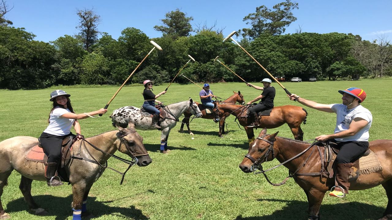 Polo Tour Experience Estancia Villa Maria (1)