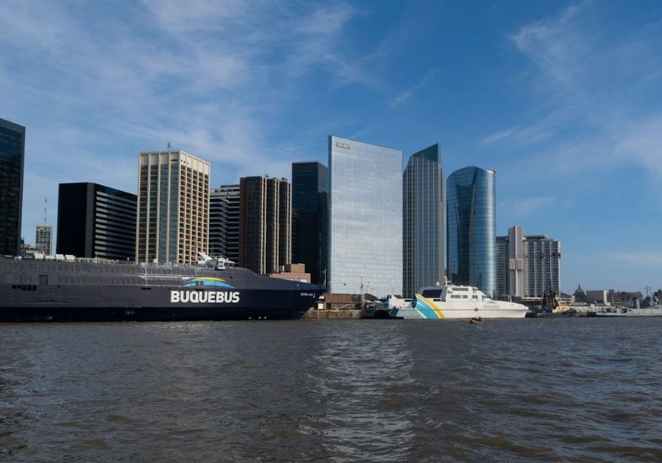 Tigre com Passeio em Catamarã pelo Delta foto 3