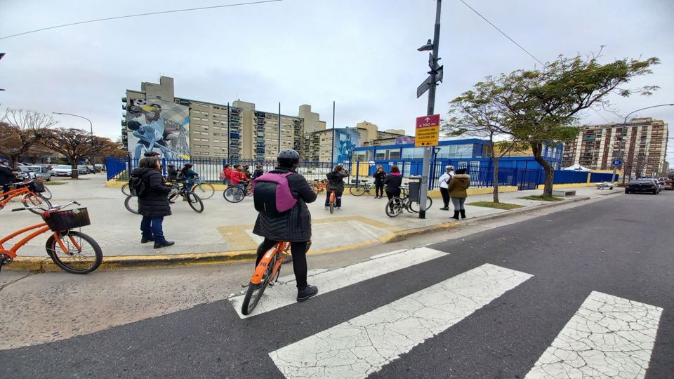 Bike Ride & Urban Art Journey foto 12