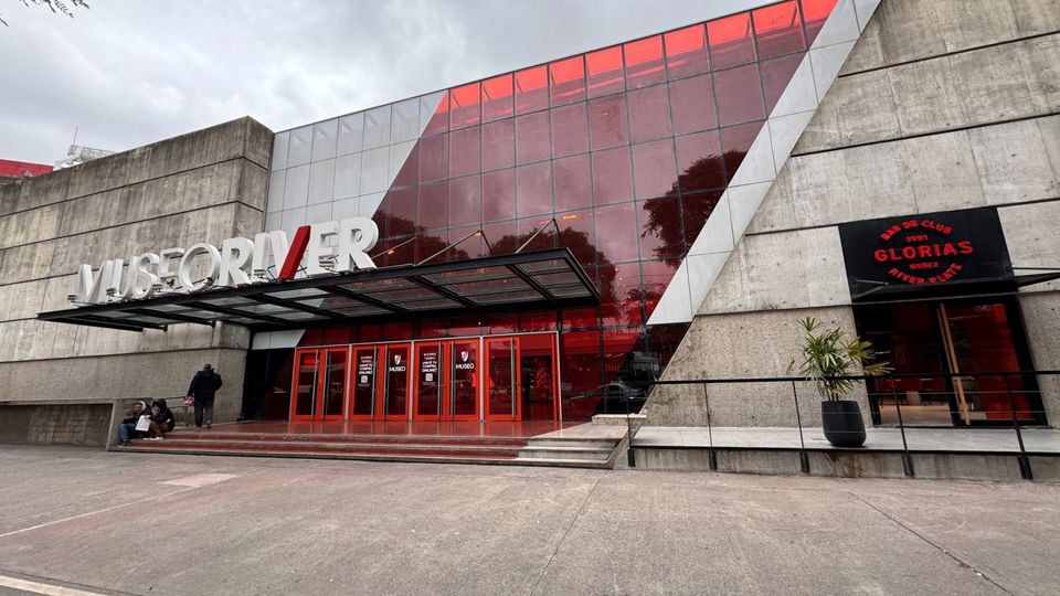 Boca e River: Visita a La Bombonera e Estádio Monumental foto 4