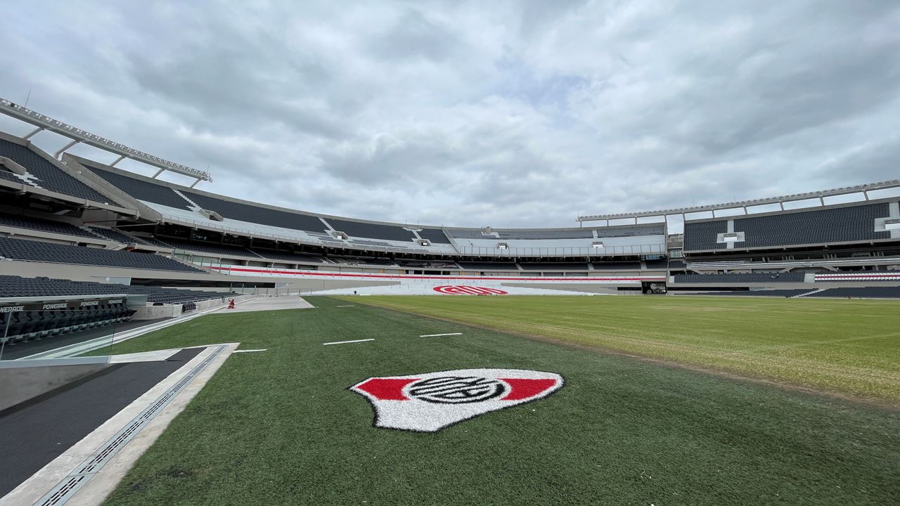 Visit Monumental And Bombonera Stadiums - River And Boca (6)