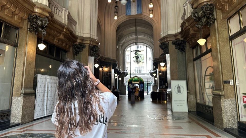 Walking Tour with Palacio Barolo Visit foto 8