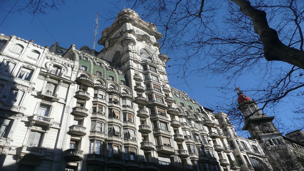 Walking Tour Of Buenos Aires And Visit Palacio Barolo (1)